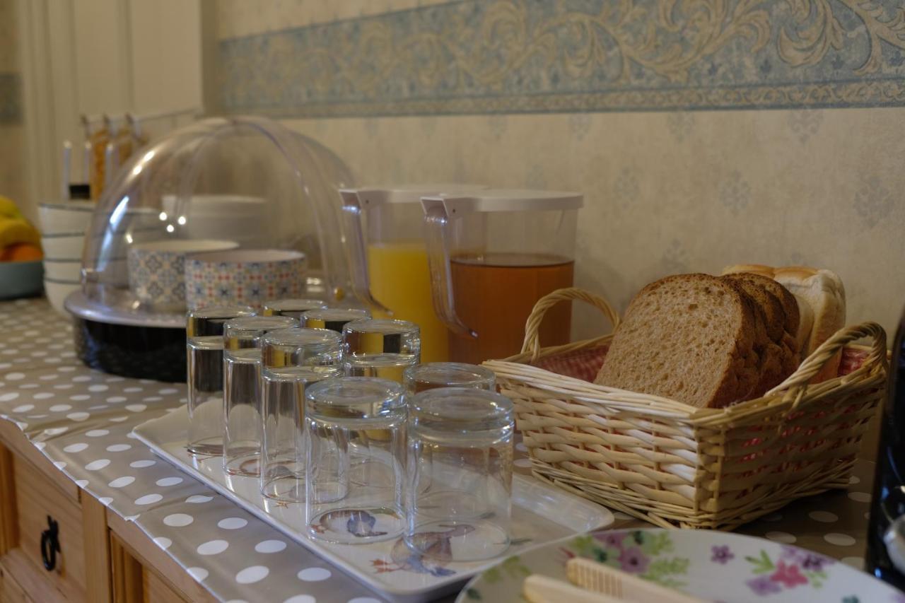 Morlea Bed & Breakfast Дръмнадрочит Екстериор снимка