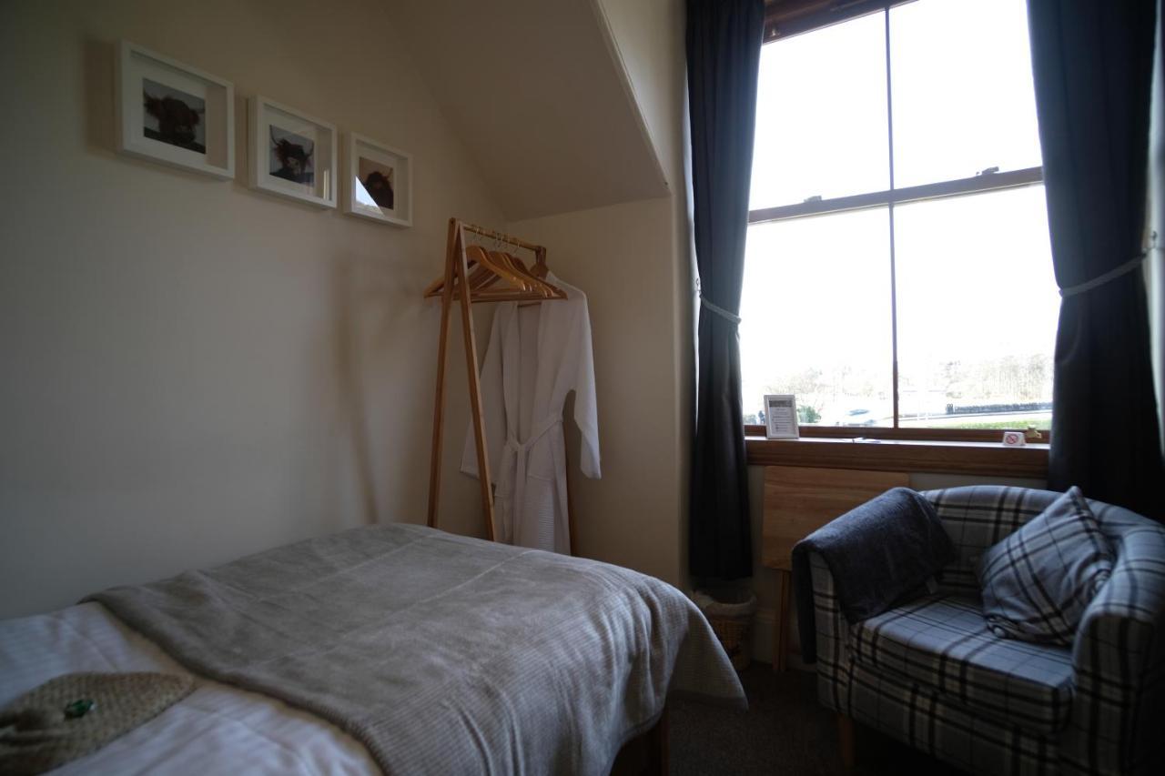 Morlea Bed & Breakfast Дръмнадрочит Екстериор снимка